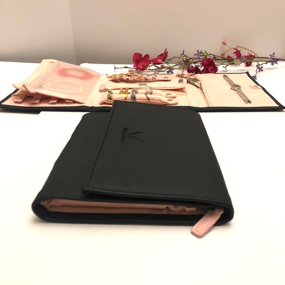 Travel Jewelry organizer bag Foldable Jewelry Case - Picture 2 of 10